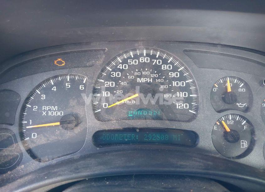 Photo 7 of 2004 Chevrolet Silverado 1500 LS (VIN 2GCEC19T741275293)