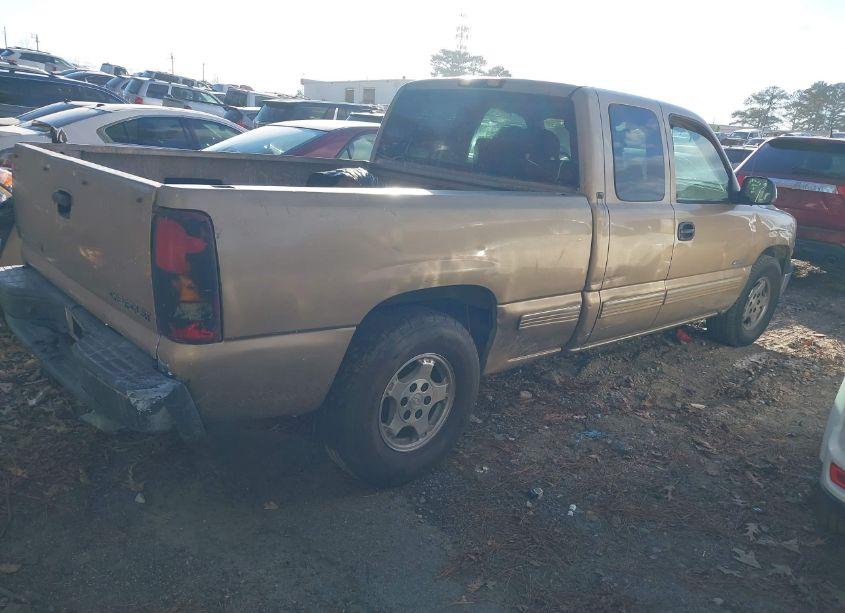 Photo 4 of 1999 Chevrolet Silverado 1500 LS (VIN 2GCEC19T7X1169589)