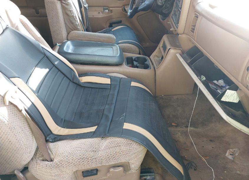 Photo 5 of 1999 Chevrolet Silverado 1500 LS (VIN 2GCEC19T7X1169589)