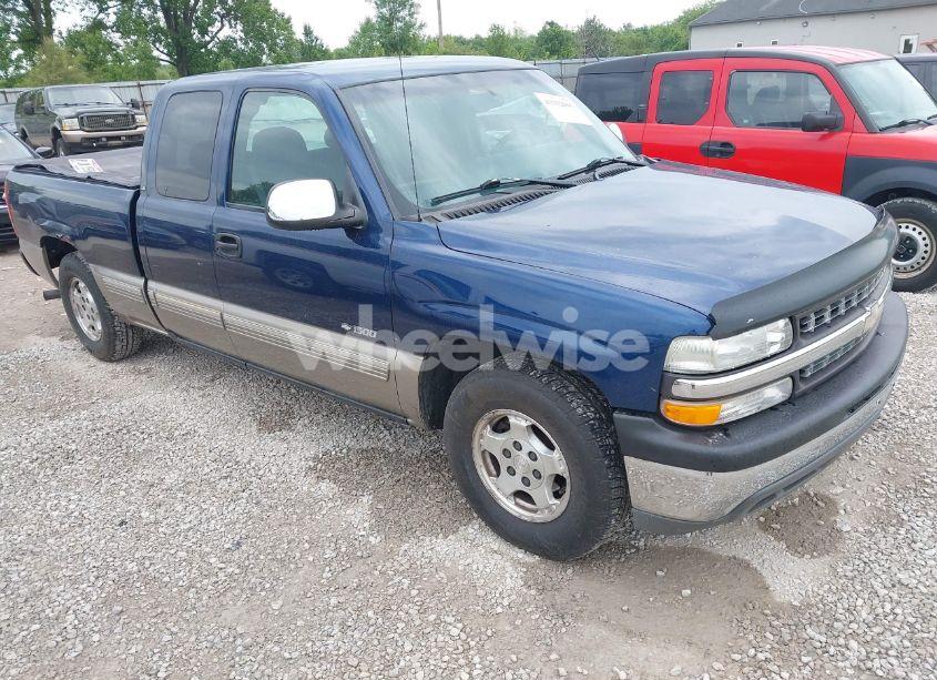 1999 Chevrolet Silverado 1500 LS (VIN 2GCEC19T7X1198557) main photo