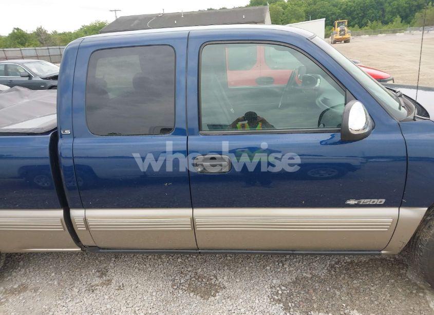 Photo 13 of 1999 Chevrolet Silverado 1500 LS (VIN 2GCEC19T7X1198557)