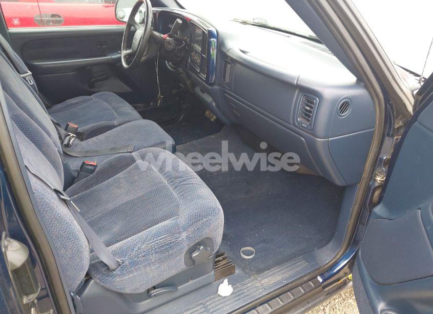 Photo 5 of 1999 Chevrolet Silverado 1500 LS (VIN 2GCEC19T7X1198557)