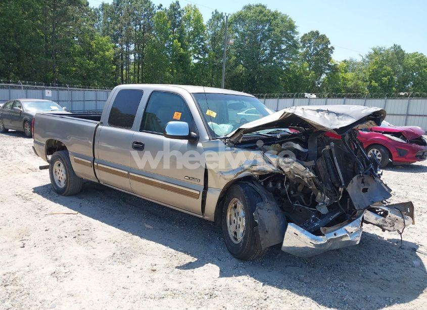 2002 Chevrolet Silverado 1500 LT (VIN 2GCEC19T821179122) main photo