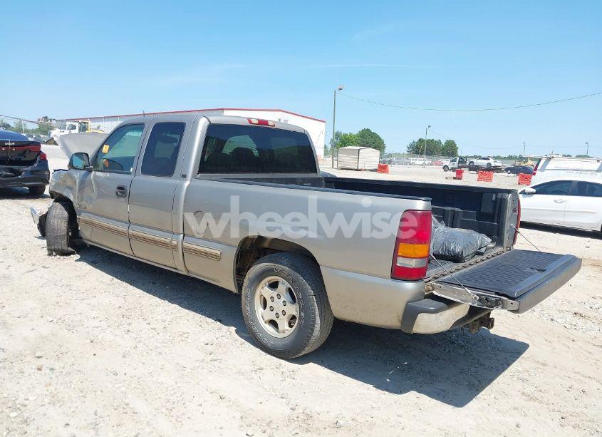 Photo 3 of 2002 Chevrolet Silverado 1500 LT (VIN 2GCEC19T821179122)