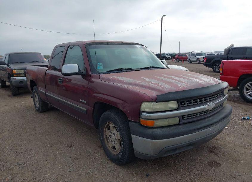 2002 Chevrolet Silverado 1500 LS (VIN 2GCEC19T821326233) main photo