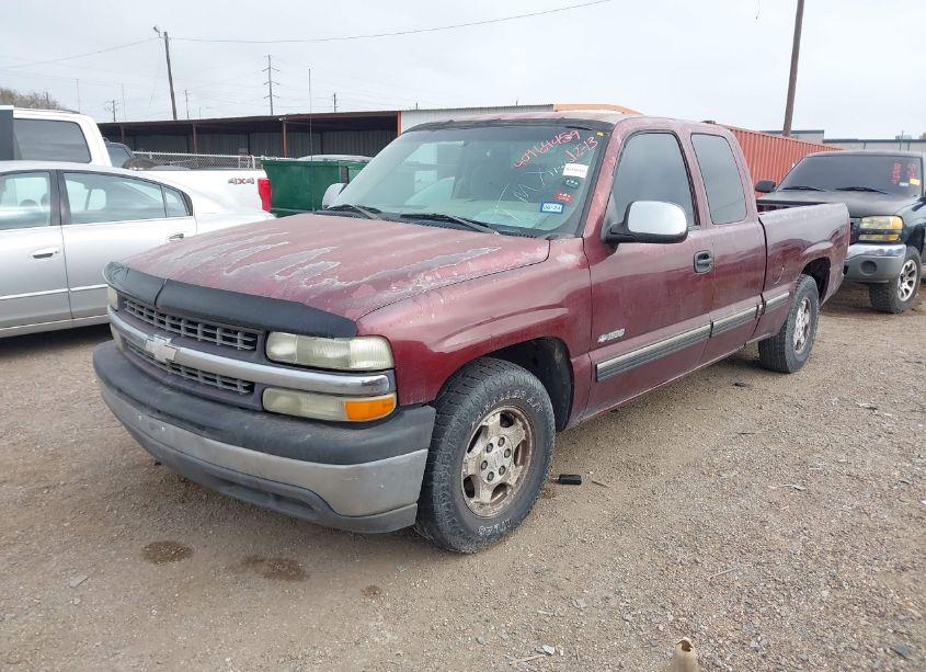 Photo 2 of 2002 Chevrolet Silverado 1500 LS (VIN 2GCEC19T821326233)