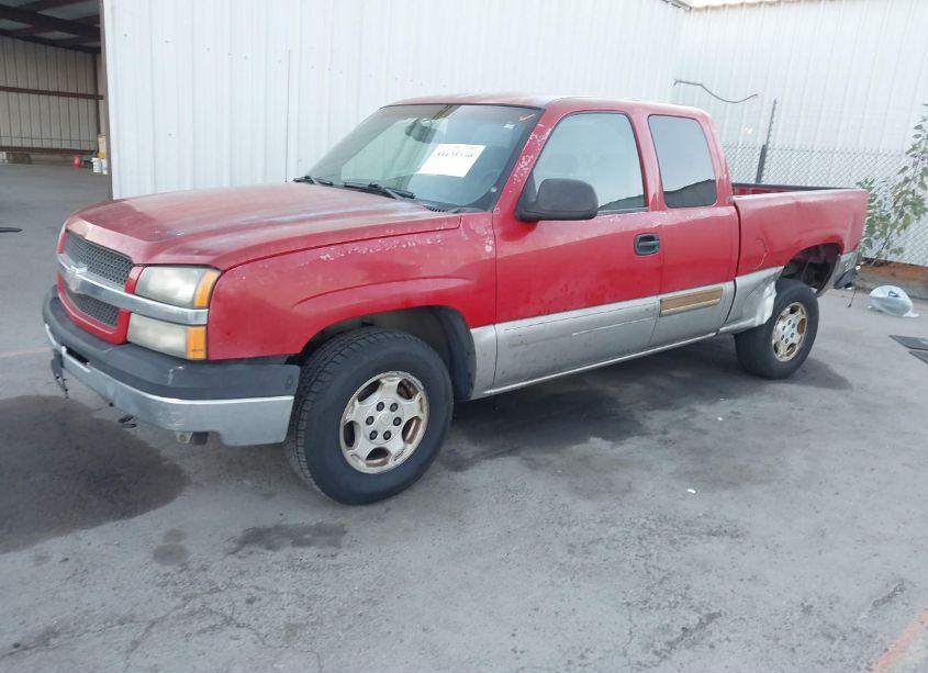 Photo 2 of 2003 Chevrolet Silverado 1500 LS (VIN 2GCEC19T831192356)