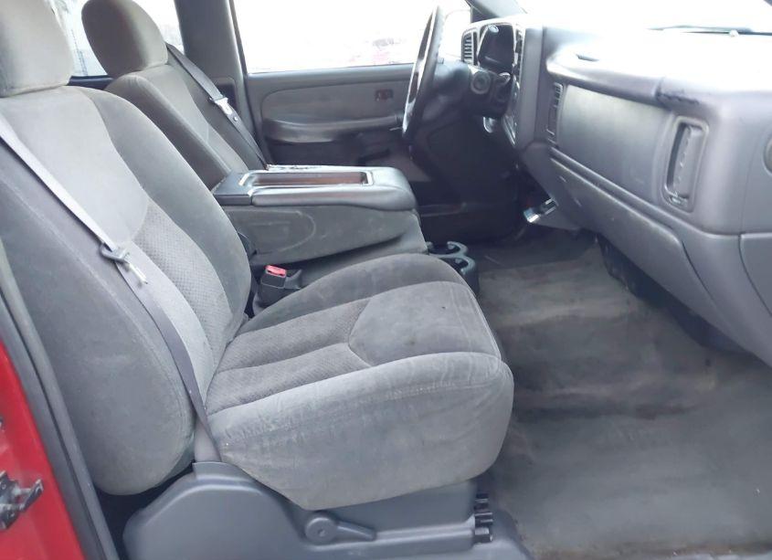 Photo 5 of 2003 Chevrolet Silverado 1500 LS (VIN 2GCEC19T831192356)