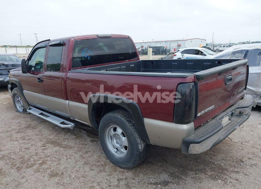 Photo 3 of 2003 Chevrolet Silverado 1500 LS (VIN 2GCEC19T831250238)