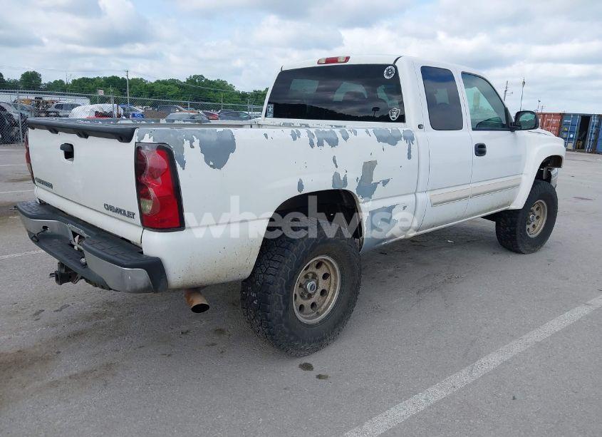 Photo 4 of 2004 Chevrolet Silverado 1500 LS (VIN 2GCEC19T841212350)