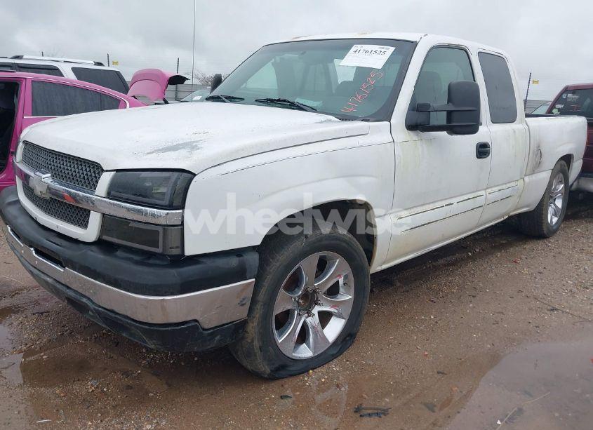Photo 2 of 2004 Chevrolet Silverado 1500 LS (VIN 2GCEC19T841279868)