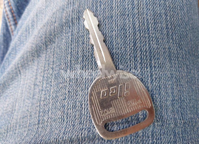 Photo 11 of 2005 Chevrolet Silverado 1500 LS (VIN 2GCEC19T851154533)