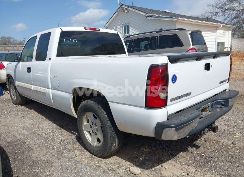 Photo 3 of 2005 Chevrolet Silverado 1500 LS (VIN 2GCEC19T851154533)