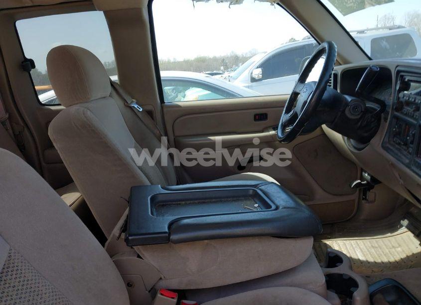 Photo 5 of 2005 Chevrolet Silverado 1500 LS (VIN 2GCEC19T851154533)