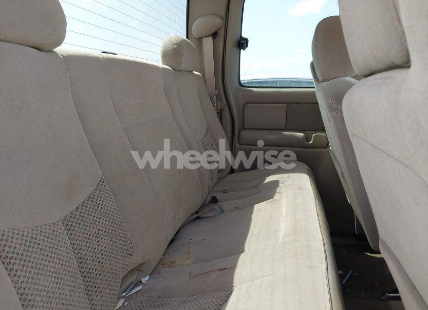 Photo 8 of 2005 Chevrolet Silverado 1500 LS (VIN 2GCEC19T851154533)