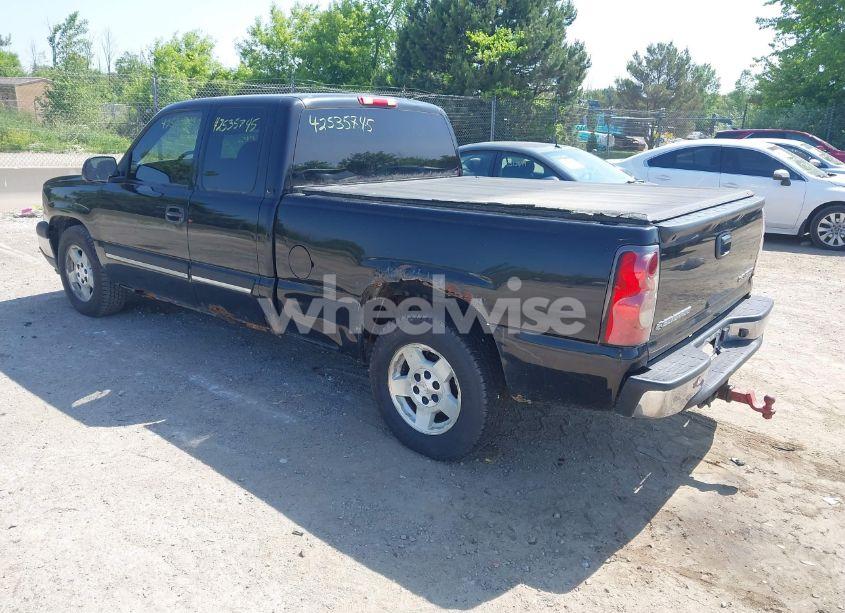 Photo 3 of 2005 Chevrolet Silverado 1500 LS (VIN 2GCEC19T851227917)