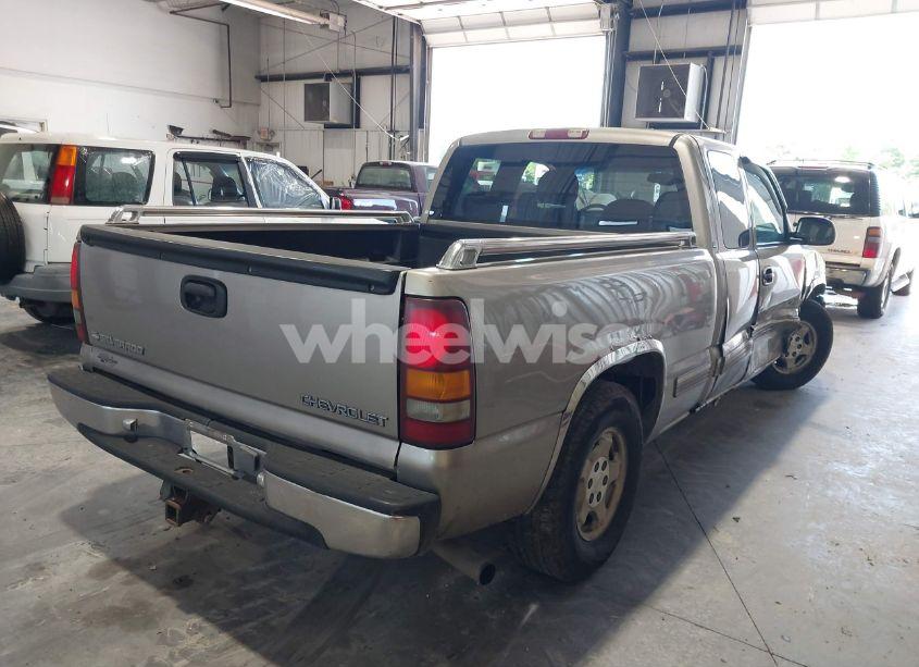 Photo 4 of 1999 Chevrolet Silverado 1500 LS (VIN 2GCEC19T8X1245885)