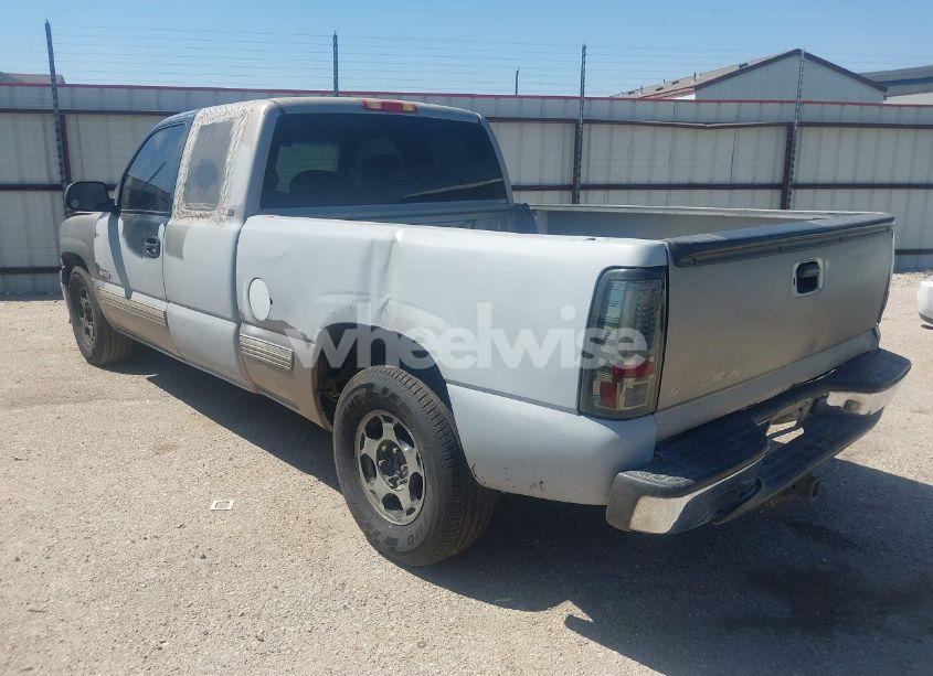 Photo 3 of 2000 Chevrolet Silverado 1500 LT (VIN 2GCEC19T8Y1276958)