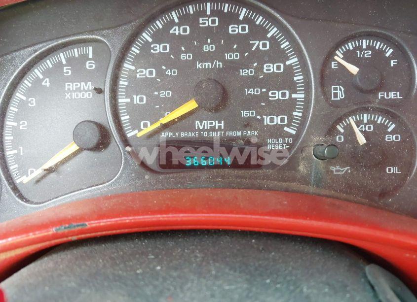 Photo 7 of 2000 Chevrolet Silverado 1500 LS (VIN 2GCEC19T8Y1308033)