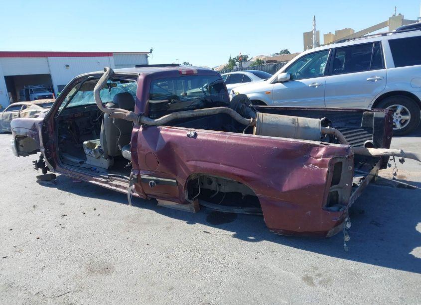 Photo 3 of 2000 Chevrolet Silverado 1500 LT (VIN 2GCEC19T8Y1375795)