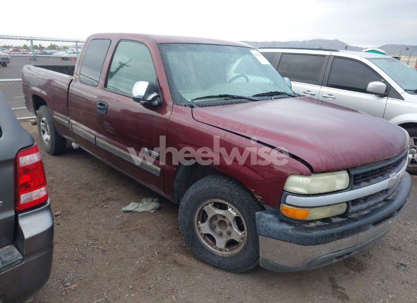 2001 Chevrolet Silverado 1500 LS (VIN 2GCEC19T911319774) main photo