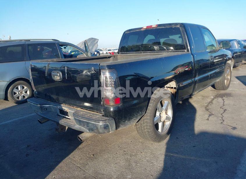Photo 4 of 2002 Chevrolet Silverado 1500 LS (VIN 2GCEC19T921429290)