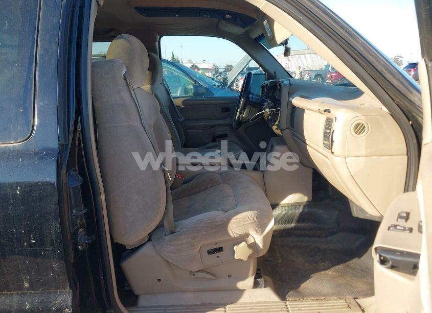 Photo 5 of 2002 Chevrolet Silverado 1500 LS (VIN 2GCEC19T921429290)