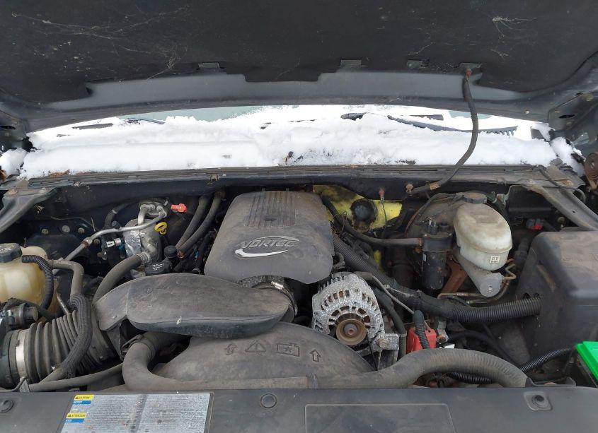 Photo 10 of 2004 Chevrolet Silverado 1500 LS (VIN 2GCEC19T941110197)