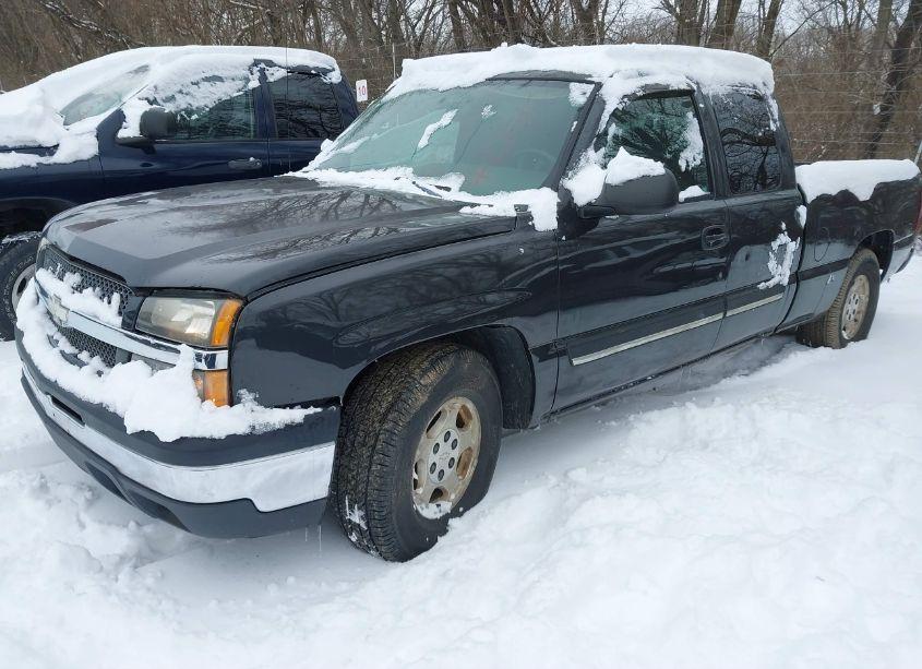Photo 2 of 2004 Chevrolet Silverado 1500 LS (VIN 2GCEC19T941110197)
