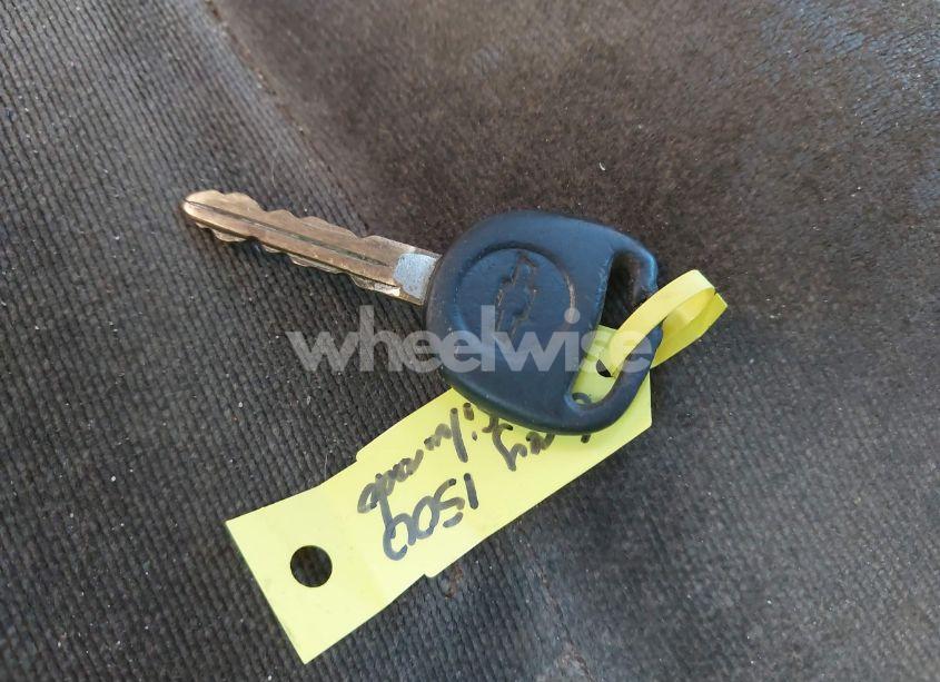 Photo 11 of 2004 Chevrolet Silverado 1500 LS (VIN 2GCEC19T941387416)