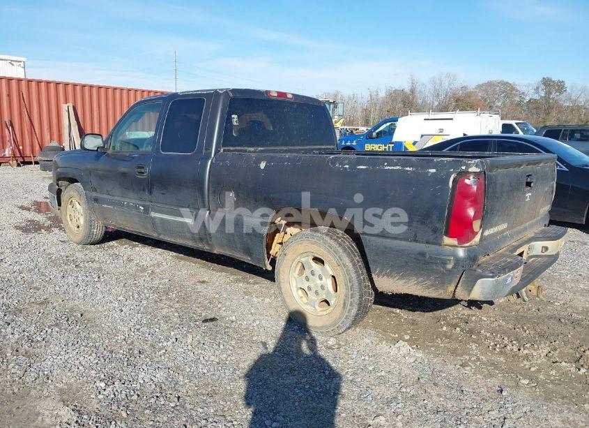 Photo 3 of 2004 Chevrolet Silverado 1500 LS (VIN 2GCEC19T941387416)
