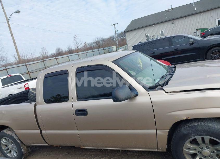 Photo 13 of 2004 Chevrolet Silverado 1500 LS (VIN 2GCEC19T941430667)