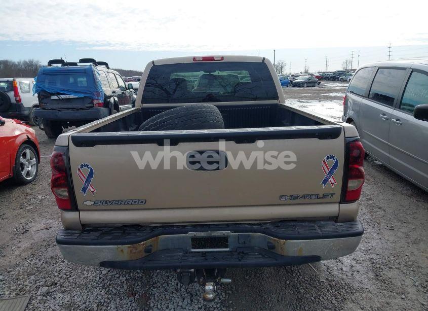 Photo 16 of 2004 Chevrolet Silverado 1500 LS (VIN 2GCEC19T941430667)