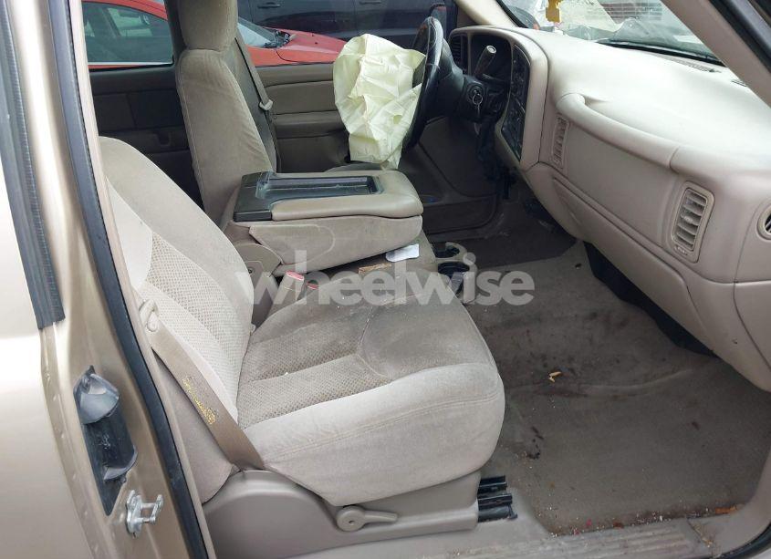 Photo 5 of 2004 Chevrolet Silverado 1500 LS (VIN 2GCEC19T941430667)