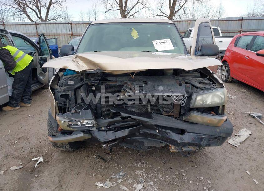 Photo 6 of 2004 Chevrolet Silverado 1500 LS (VIN 2GCEC19T941430667)