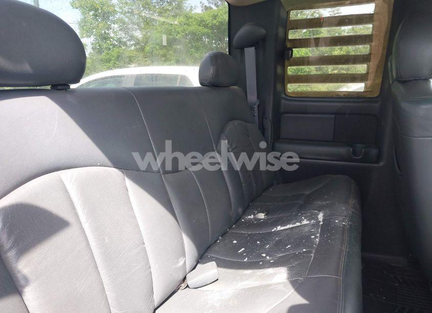 Photo 8 of 1999 Chevrolet Silverado 1500 LS (VIN 2GCEC19T9X1113699)