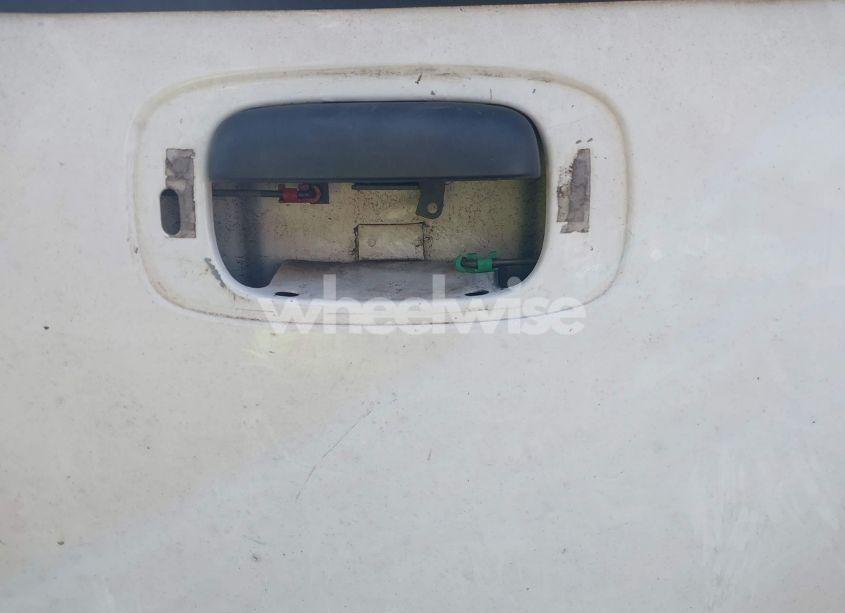 Photo 15 of 1999 Chevrolet Silverado 1500 LS (VIN 2GCEC19T9X1256894)