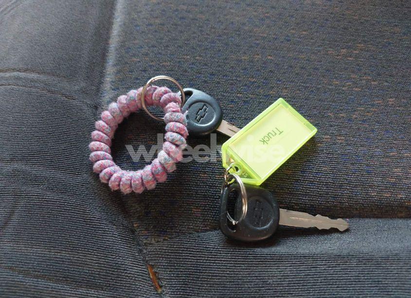 Photo 11 of 2000 Chevrolet Silverado 1500 LS (VIN 2GCEC19T9Y1332485)