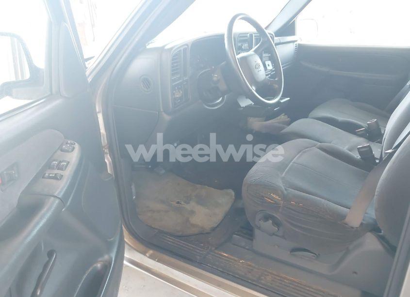 Photo 5 of 2000 Chevrolet Silverado 1500 LS (VIN 2GCEC19T9Y1332485)