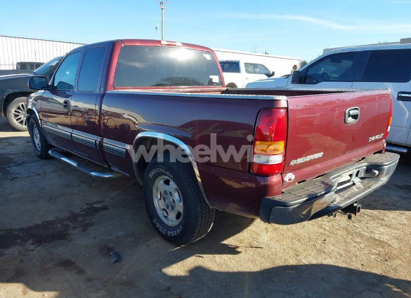 Photo 3 of 2001 Chevrolet Silverado 1500 LS (VIN 2GCEC19TX11103206)