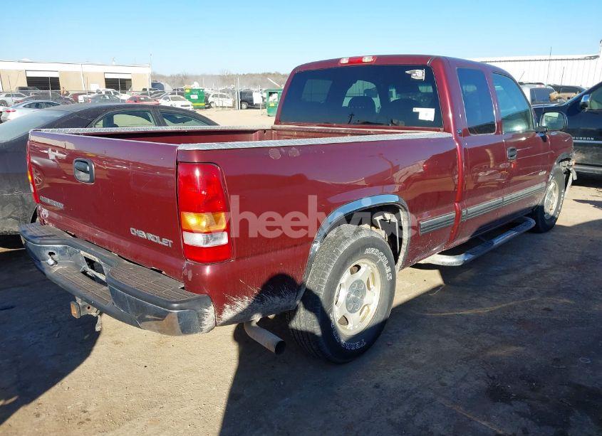 Photo 4 of 2001 Chevrolet Silverado 1500 LS (VIN 2GCEC19TX11103206)