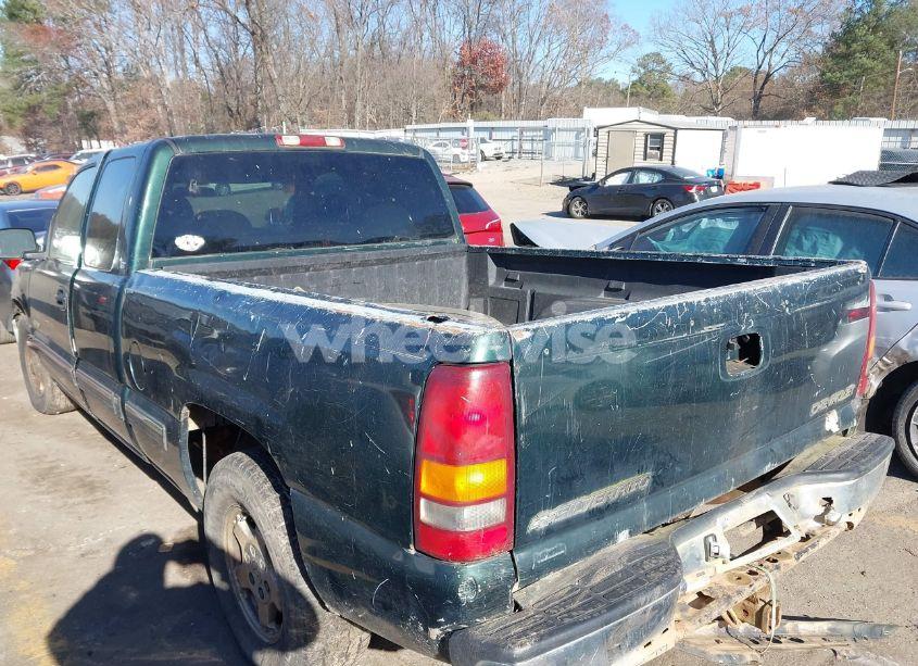 Photo 3 of 2001 Chevrolet Silverado 1500 LS (VIN 2GCEC19TX11190878)