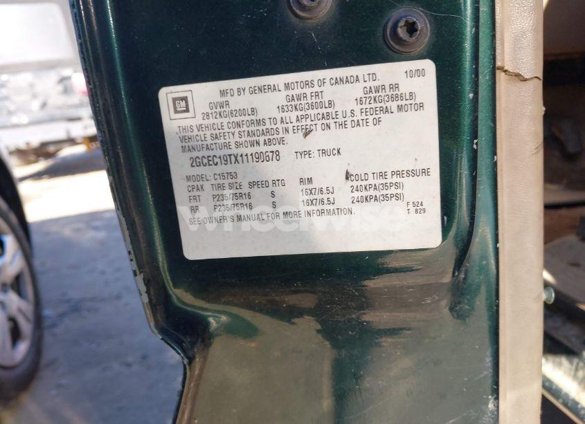 Photo 9 of 2001 Chevrolet Silverado 1500 LS (VIN 2GCEC19TX11190878)