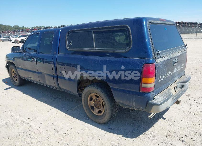 Photo 3 of 2001 Chevrolet Silverado 1500 (VIN 2GCEC19TX11244924)