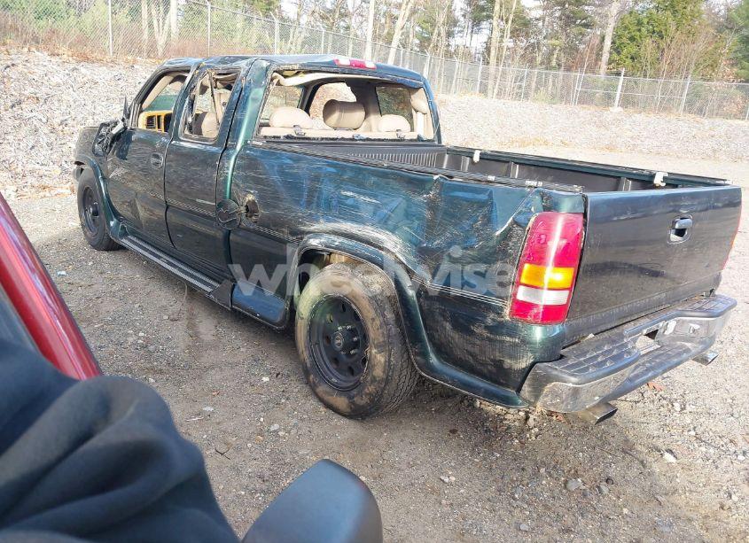 Photo 3 of 2001 Chevrolet Silverado 1500 LS (VIN 2GCEC19TX11282458)