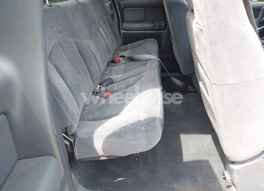 Photo 8 of 2002 Chevrolet Silverado 1500 LS (VIN 2GCEC19TX21412224)