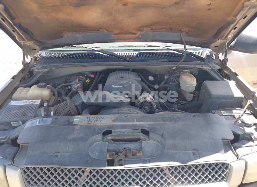 Photo 10 of 2003 Chevrolet Silverado 1500 LS (VIN 2GCEC19TX31380859)