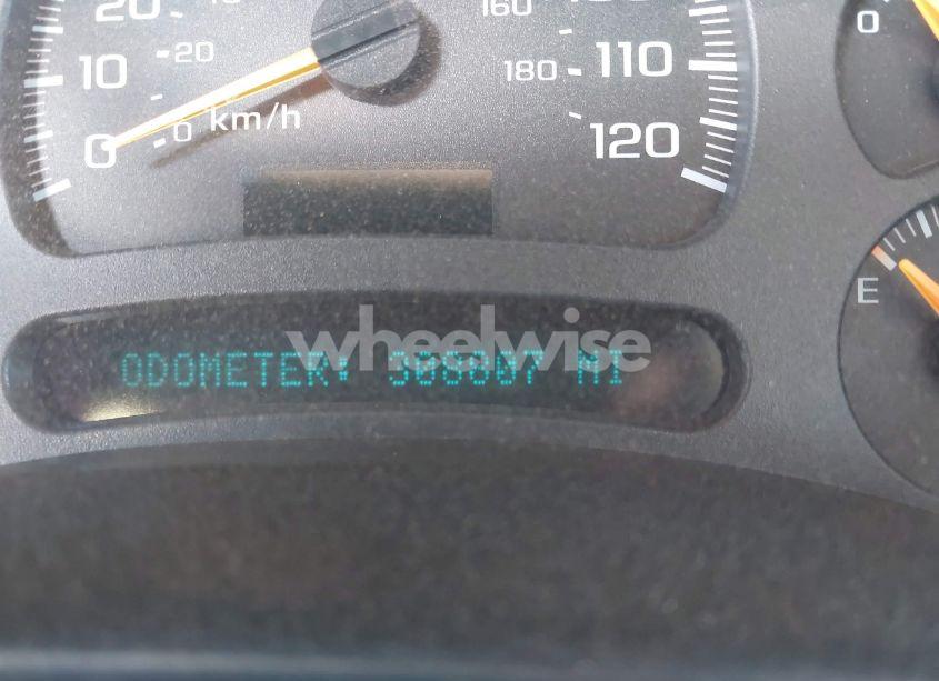 Photo 7 of 2003 Chevrolet Silverado 1500 LS (VIN 2GCEC19TX31380859)