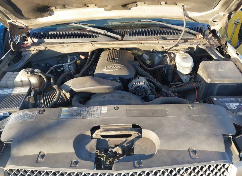 Photo 10 of 2003 Chevrolet Silverado 1500 LS (VIN 2GCEC19TX31398651)