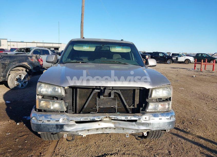 Photo 6 of 2004 Chevrolet Silverado 1500 LS (VIN 2GCEC19TX41167816)